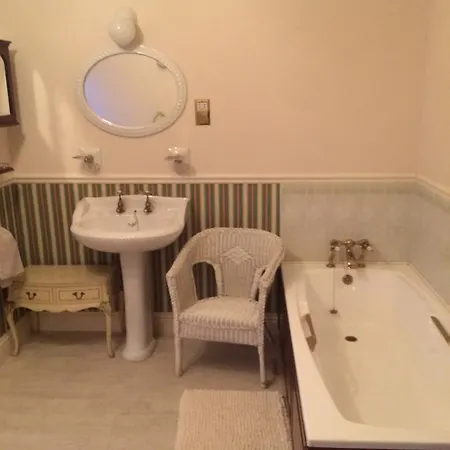 Salwick House 4* Westport