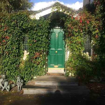 Bed & Breakfast Salwick House 4*