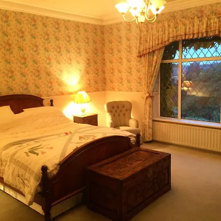 Salwick House Bed & Breakfast